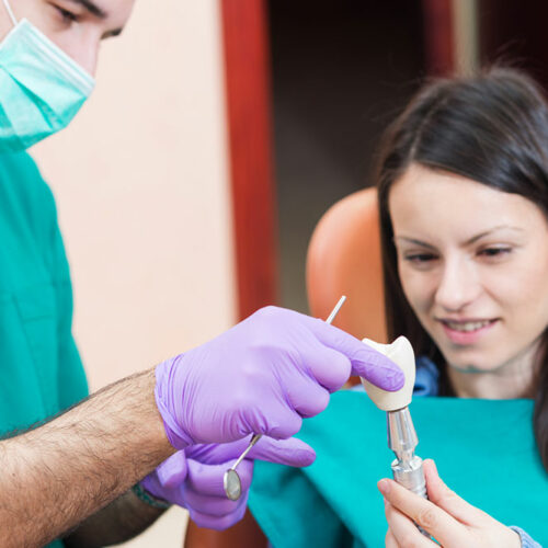 7 common mistakes to avoid with dental implants